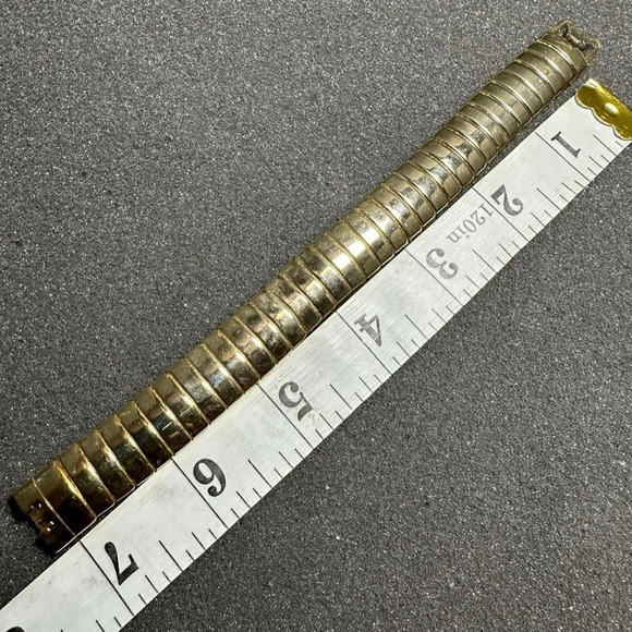 Omega Link Style Fashion Bracelet Gold Tone 7” Long - Picture 6 of 6